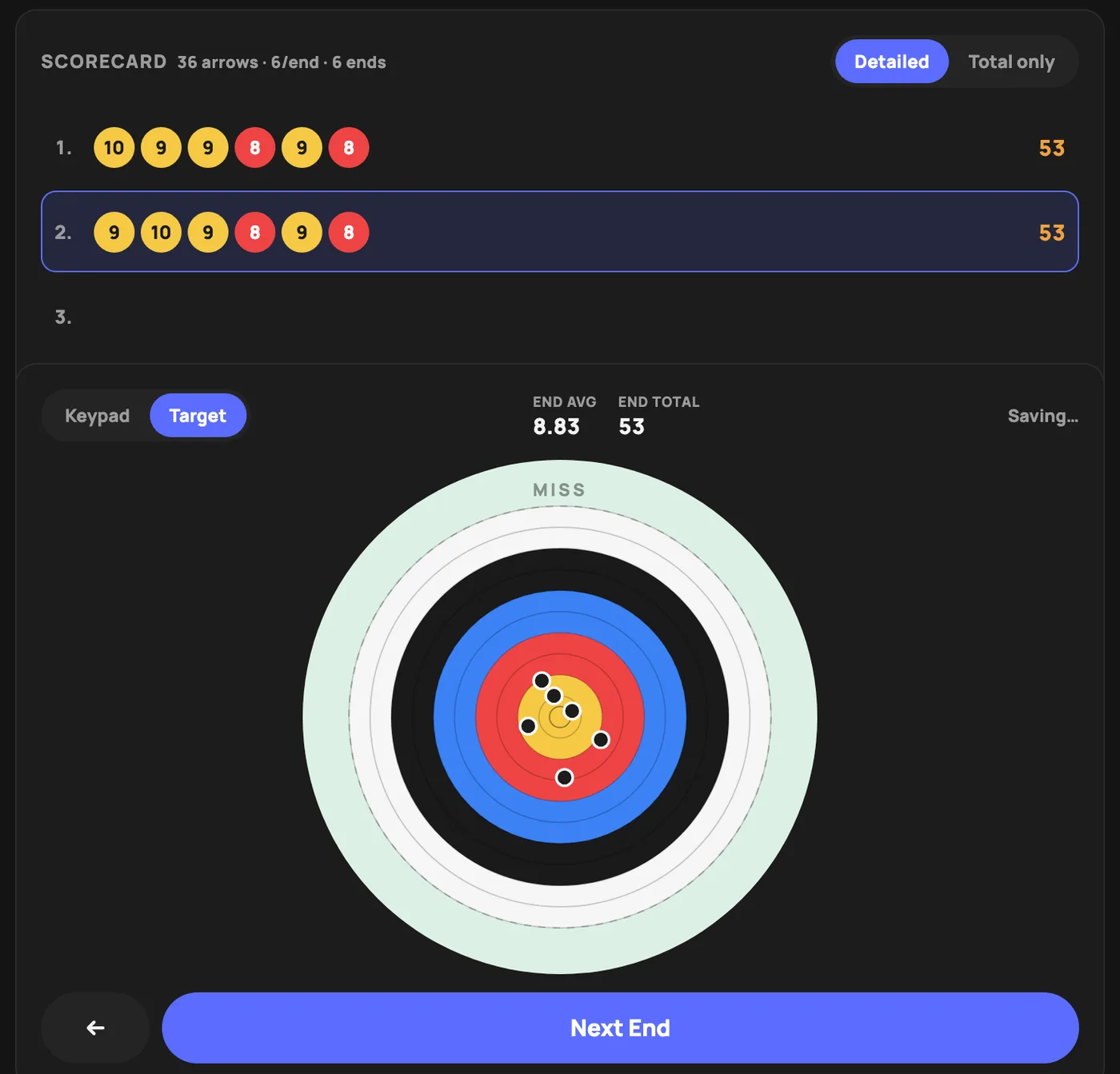Mode target panahan.app: wajah target 122cm dengan titik perkenaan anak panah dan kartu skor per rambahan